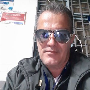 <em>Andres Q.</em>